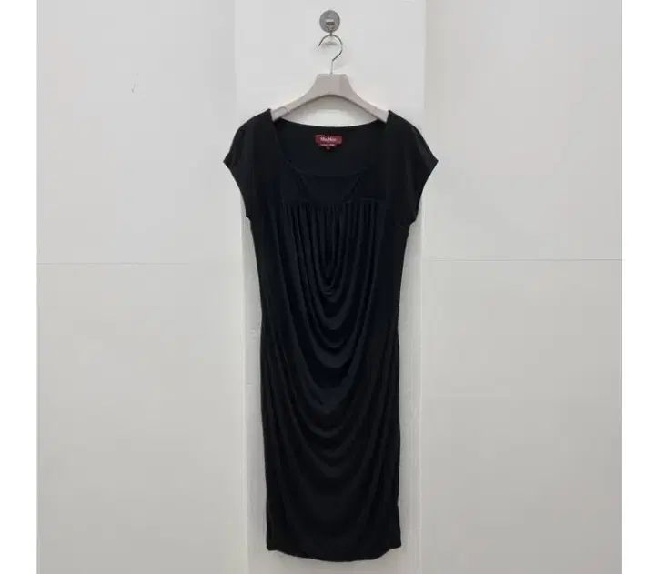 美品 Max Mara ワンピースセットアップ ブラック 38 やさい