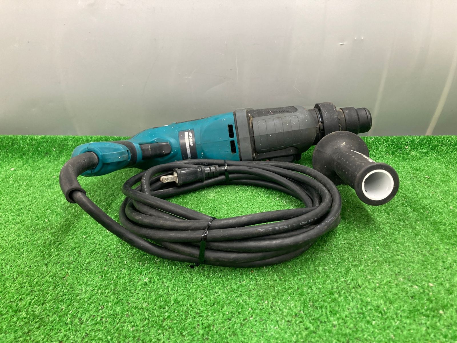 【中古品】【0922】makita(マキタ) 24㎜ハンマードリル HR2460F　IT812D8EDNCK