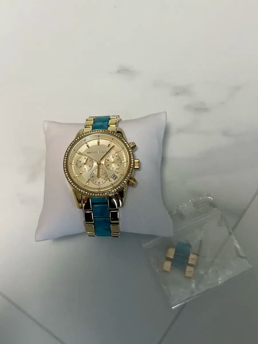 KORS