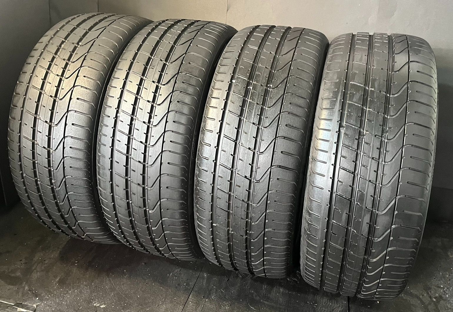 うっすらイボ 2025年製 約9.7～9.9分山 ピレリ PIRELLI ピーゼロ P ZERO B ベントレー承認 265|40R21 4本 送料無料 h_535