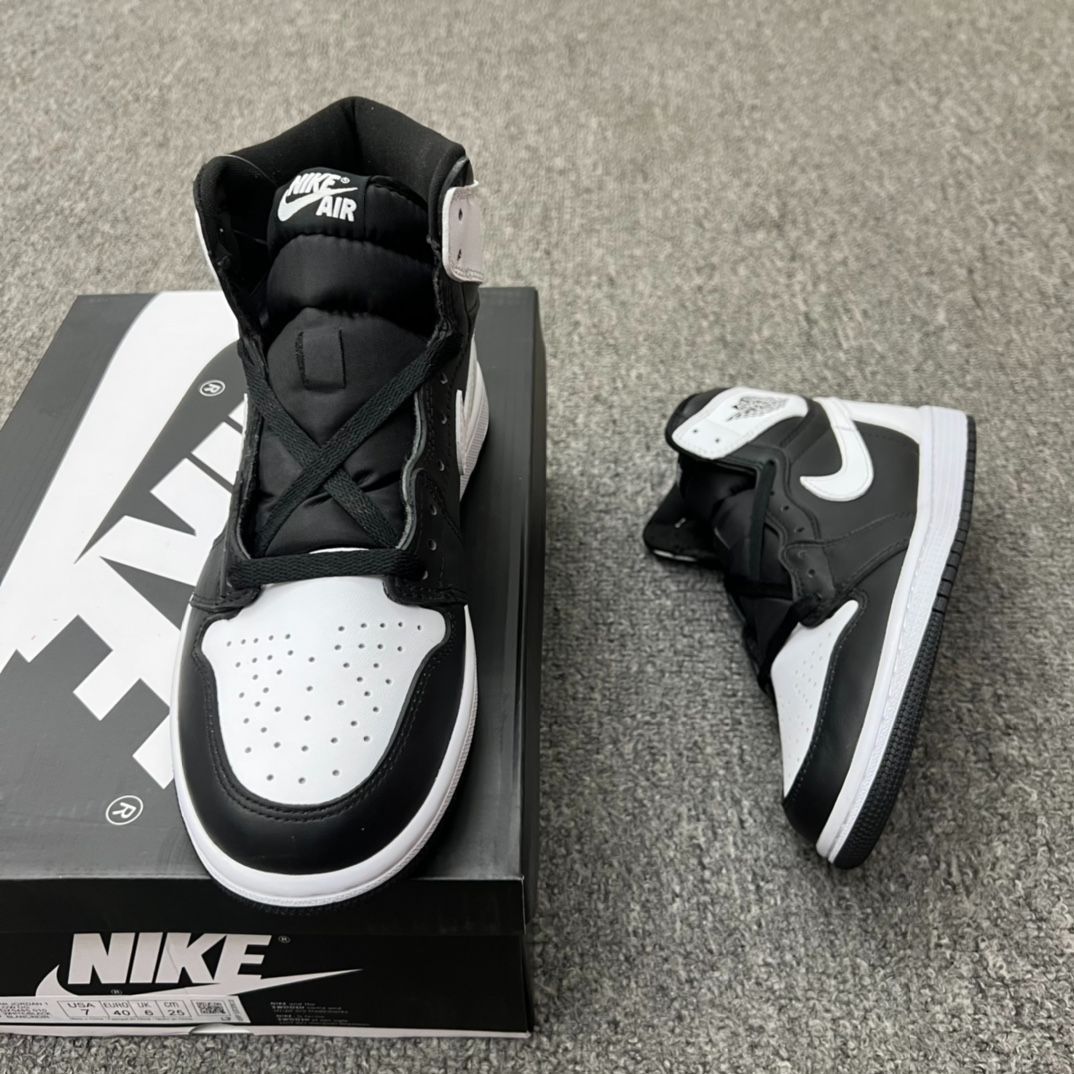 【新品未使用❣️】ジョーダン1 ナイキ\"Black/White Nike Air Jordan 1 Retro High OG “Black White”が国内2月3日