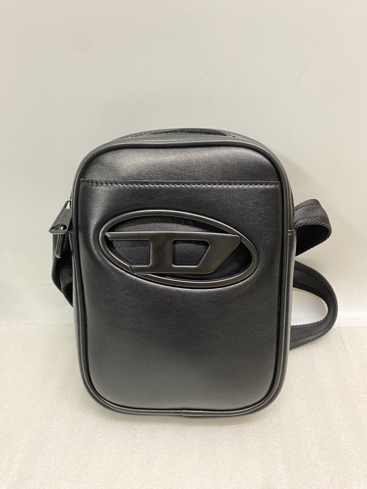 ○ディーゼル ショルダーバッグ クロスボディバッグ Black メンズ