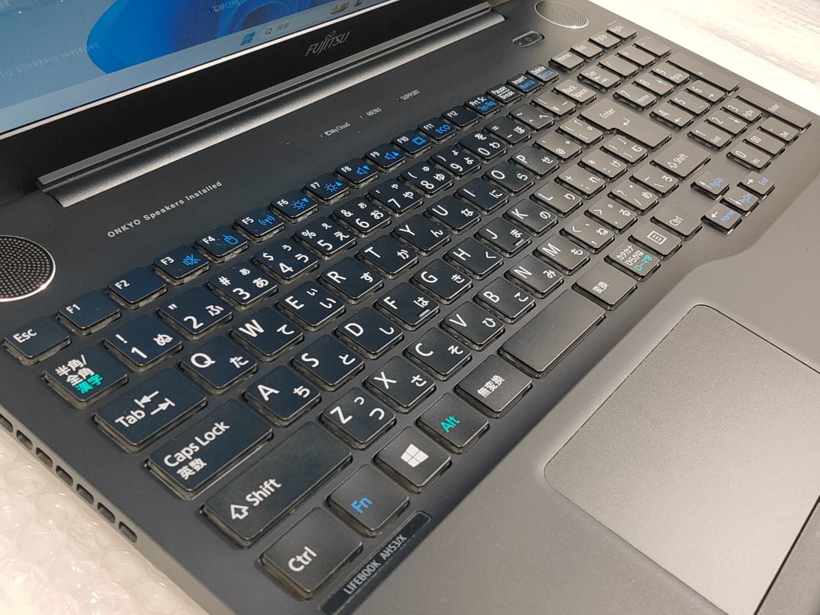 富士通 Fujitsu LIFEBOOK AH53/X Core i7-6700HQ/8GB/1TB HDD