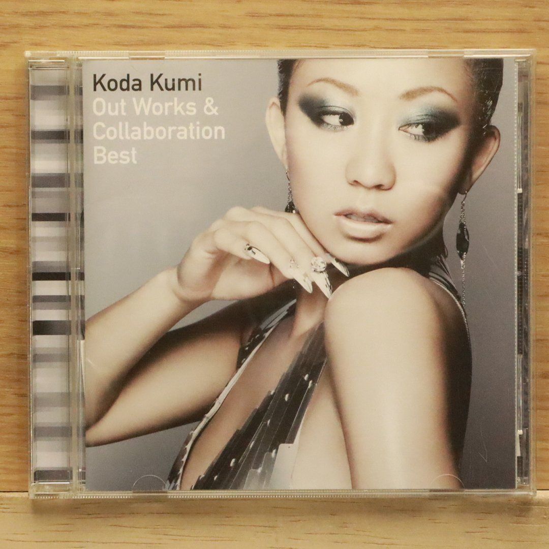 国内盤CD☆倖田來未/Kumi Koda□ OUT WORKS&COLLABOLATION BEST