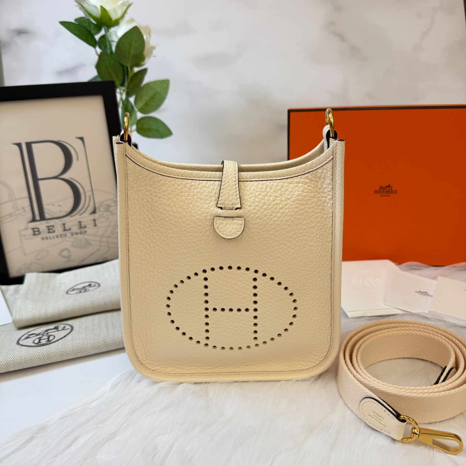 Hermes エルメス ミニエヴリン アマゾーヌ TPM 16 刻印K