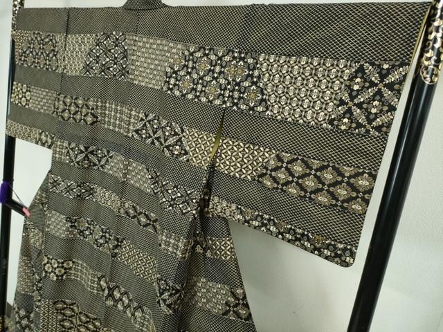 平和屋本店■極上　本場縞大島紬　総刺繍　名物裂横段文　堀之内織物謹製　証紙付き　逸品　DZAA3175kh5 平和屋本店□極上 本場縞大島紬 総刺繍 名物裂横段文 堀之内織物謹製