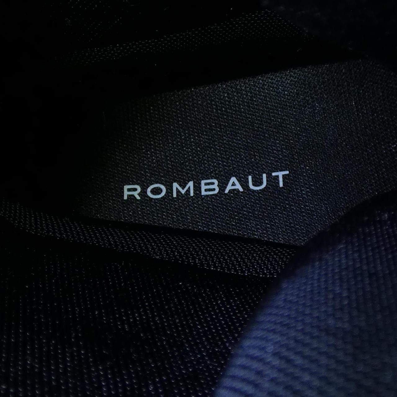 BOOT スニーカー