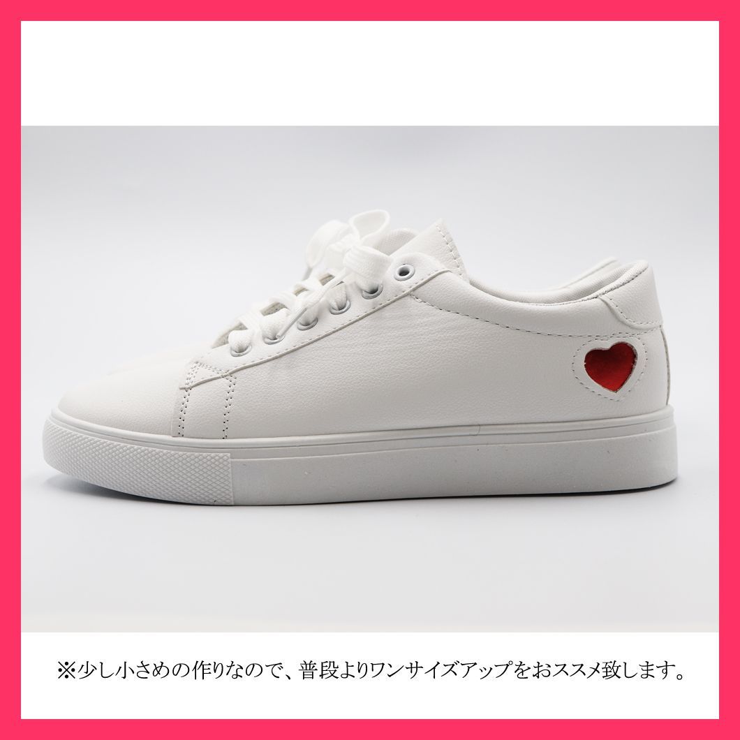 ホワイト/シルバー レースデザイン スニーカー　新品未使用！ ホワイト/シルバー レースデザイン スニーカー 新品未使用！