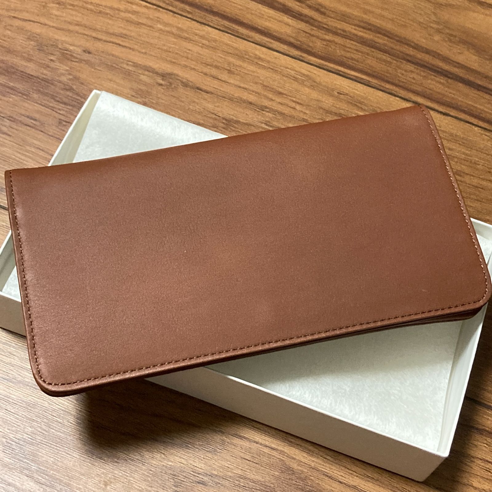 未使用品 MARGARET HOWELL idea 長財布 ブラウン レンガ色 茶色 