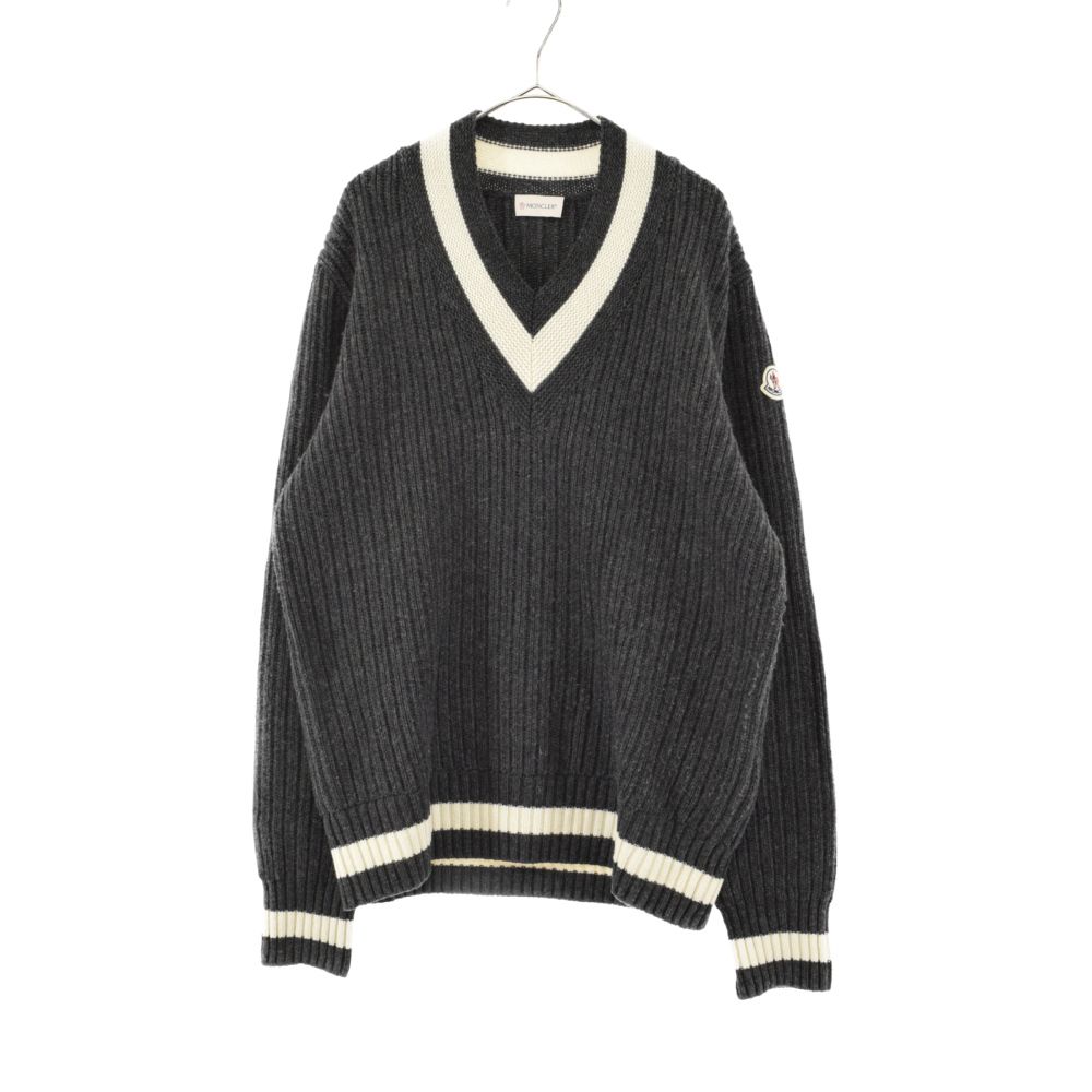 MONCLER (モンクレール) SCOLLO A V TRICOT ロゴワッペン Vネック