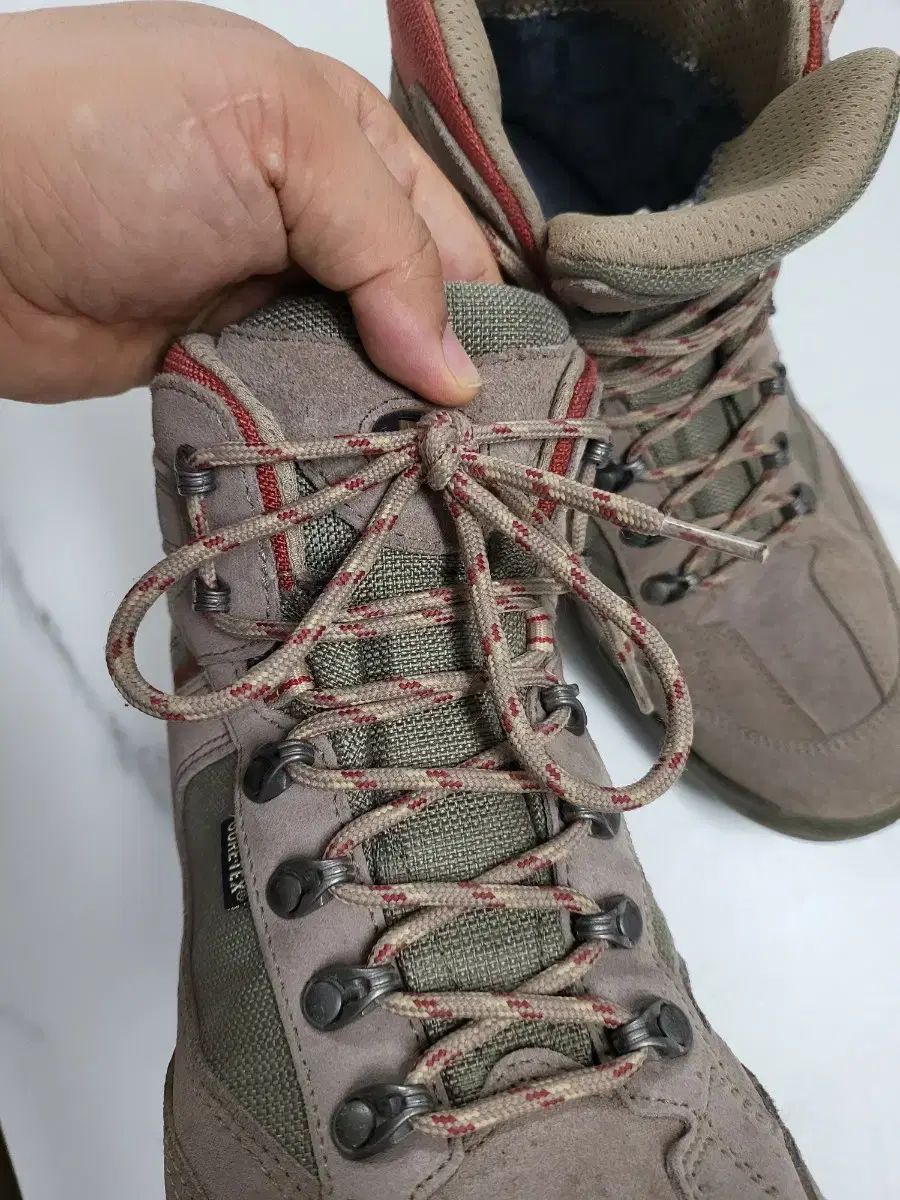 ザンバラン GORE-TEX