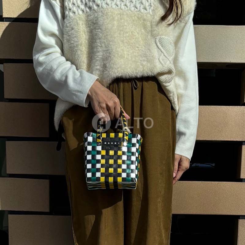 マルニ　キッズ　カゴバック MARNI 【並行輸入品】【在庫処分セール】MARNI KIDS マルニ