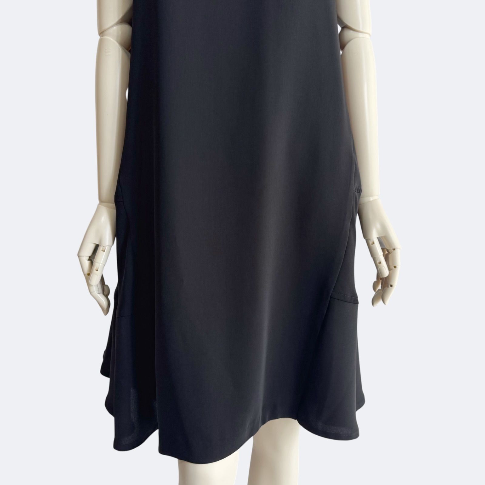 新品》Barneys New York 無地 ひざ丈ワンピース バーニーズ