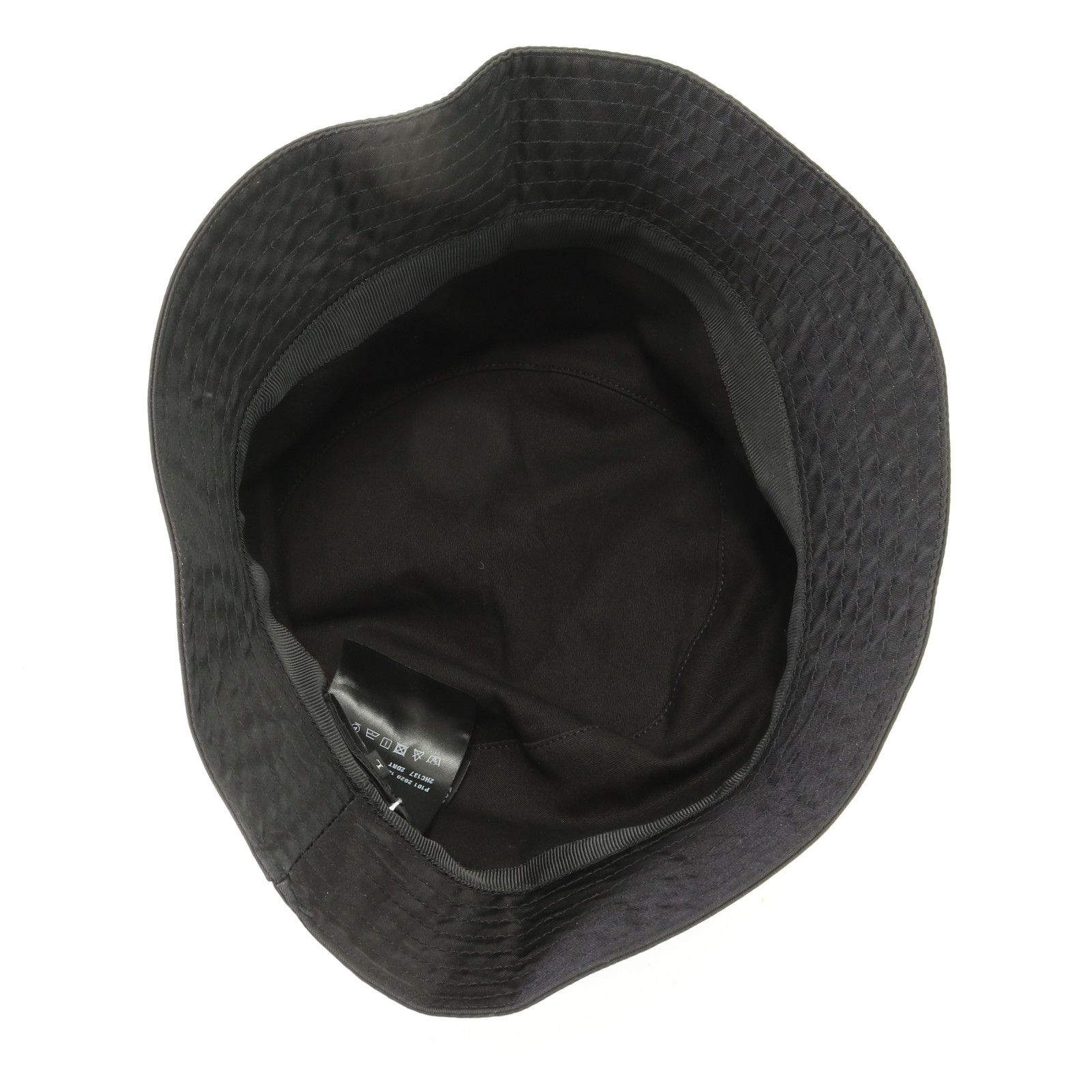 新品同様 プラダ Re-Nylon テスート ナイロン バケット ハット