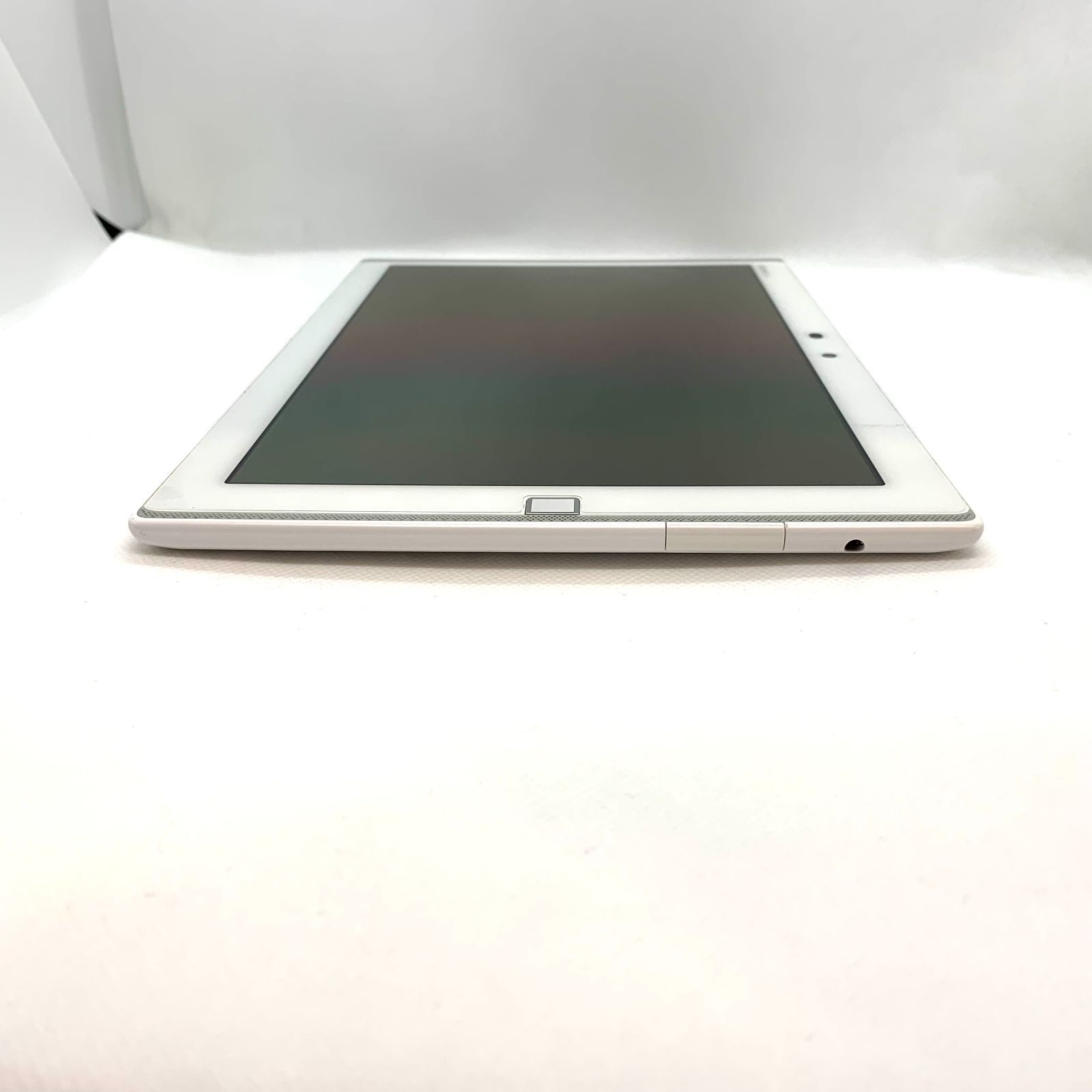 F-03G ARROWS Tab ホワイト ドコモ 中古 タブレット 本体 美品 7日間返品OK あすつく f03gw8mtm