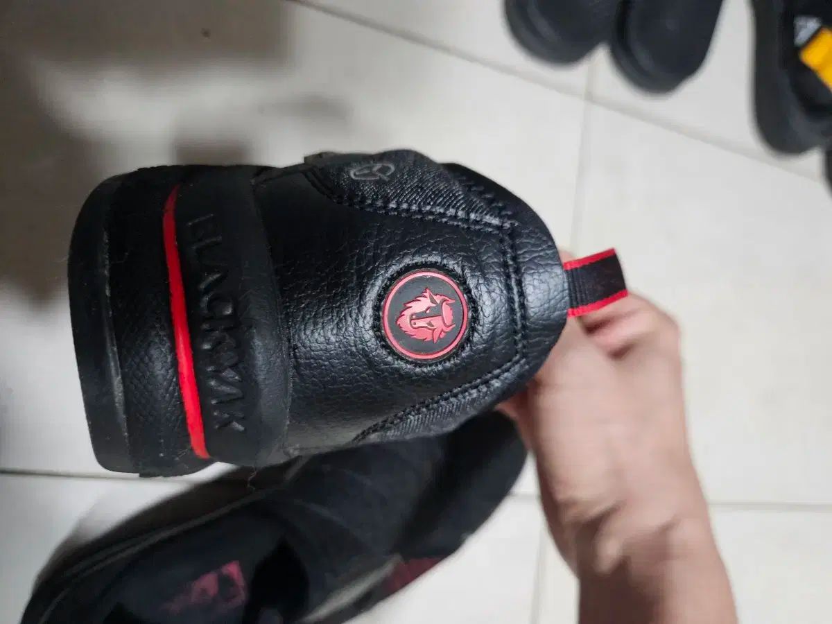 BLACK YAK ブラックヤク 黒 スリッポン トレッキングシューズ HRDEVELOPMENT_JP