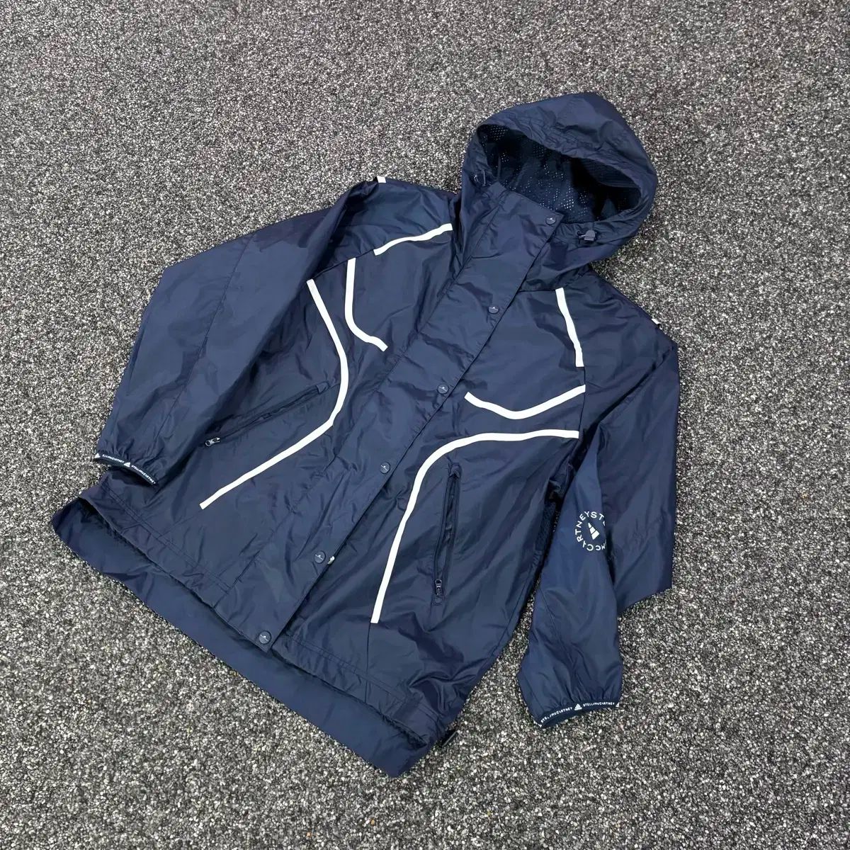 交渉歓迎)adidas×ステラマッカートニー ウィンドブレーカー 楽天市場】adidas by STELLA McCARTNEY アディダス ステラ