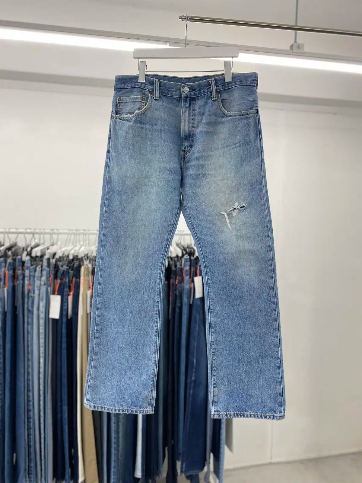 【雷市場（ポンジャン）商品韓国直送】 LEVI'S(リーバイス) 517 ブーツカット 00s 33 サイズ a2791