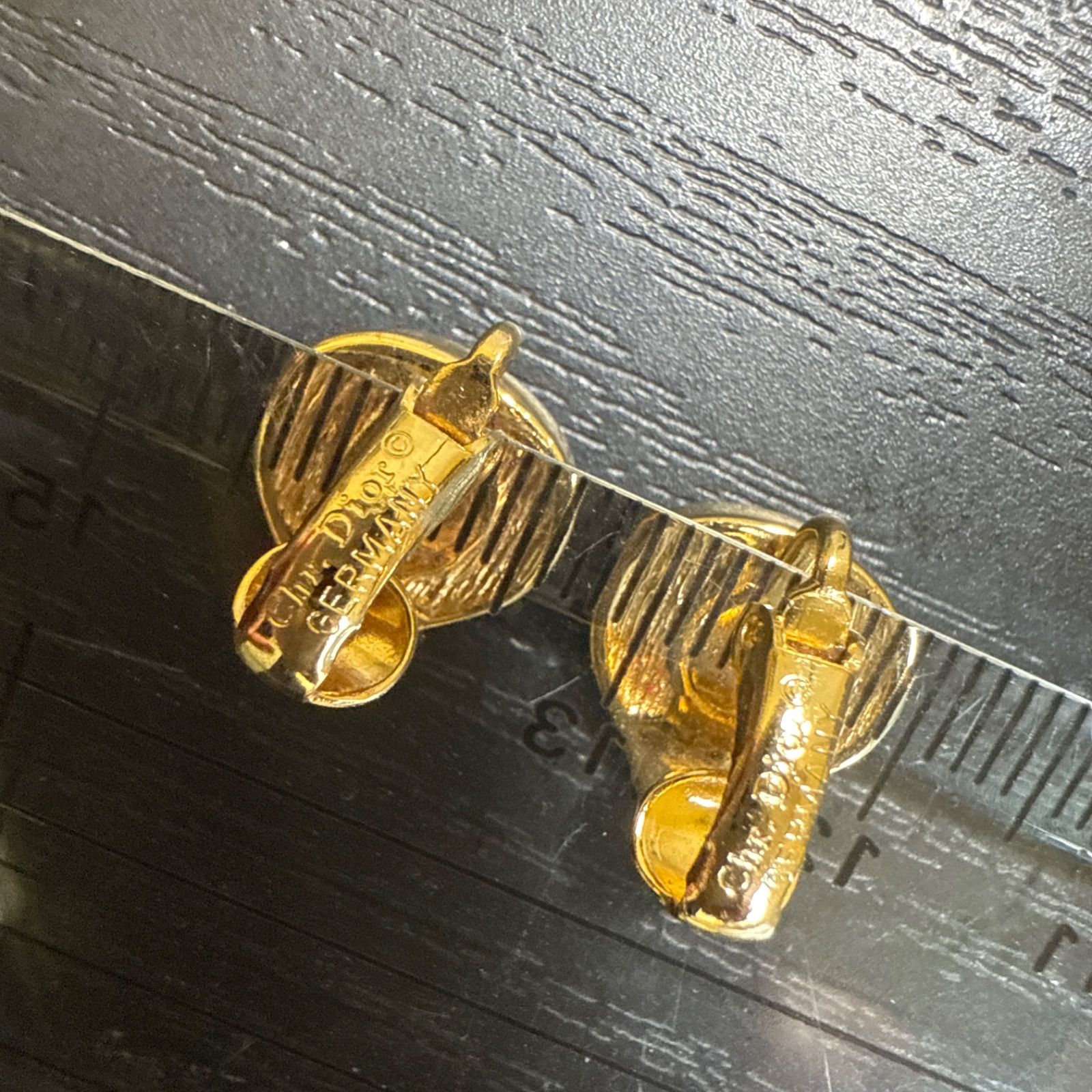 Christian Dior クリスチャンディオール ラインストーン付きティアドロップモチーフイヤリング ゴールド|ブラック