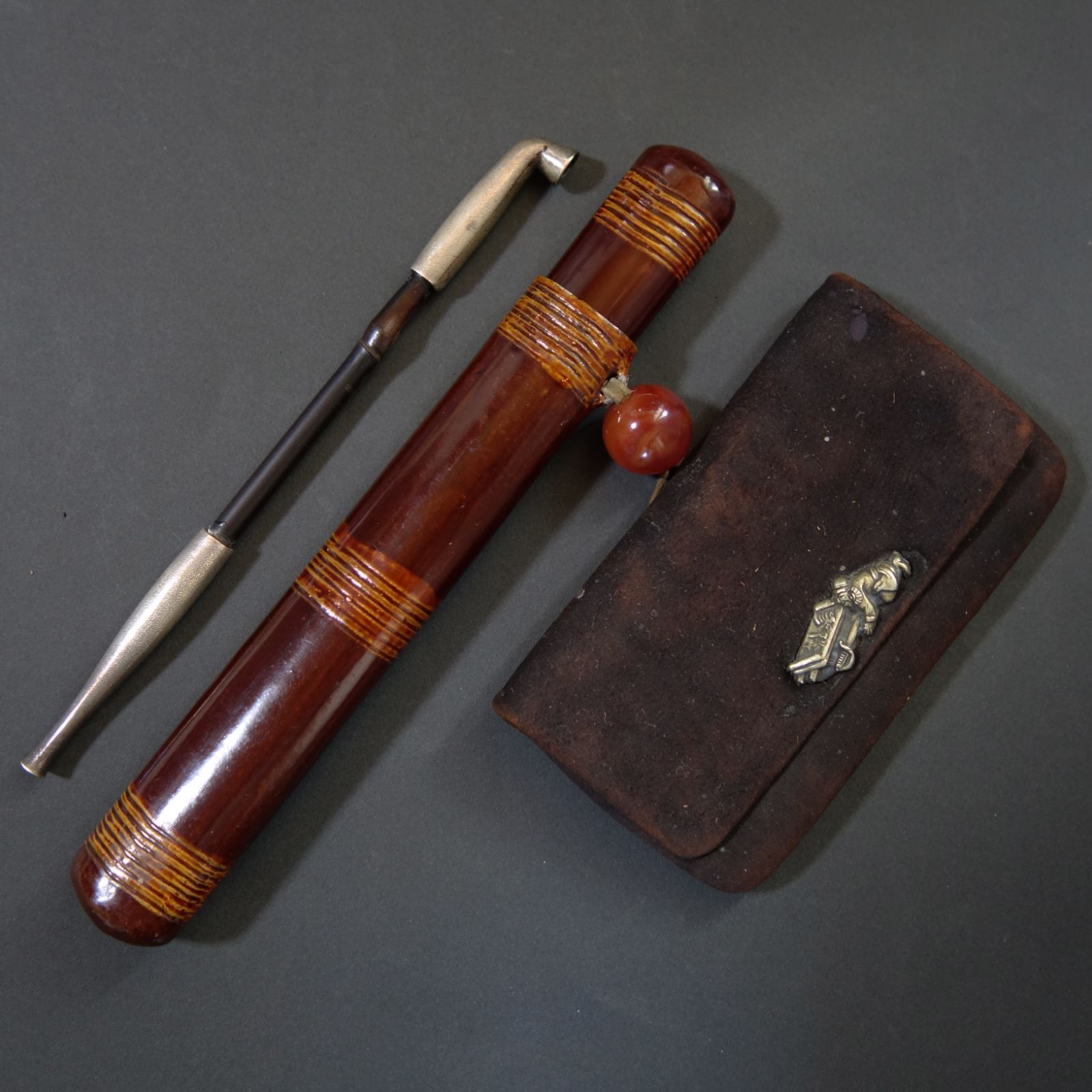 煙管 煙管筒 煙草入 【 煙管 銀製 ／ 煙管筒 漆塗製 ／ 煙草入