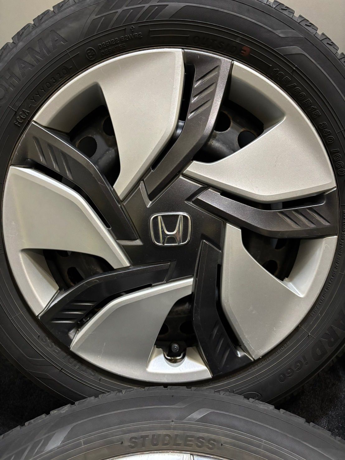 185 60R15 YOKOHAMA ice GUARD iG60 19年製 20年製 ホンダ 純正 スチール 15インチ 6J 50 100 4H スタッドレス 4本 フィット 南3-K257