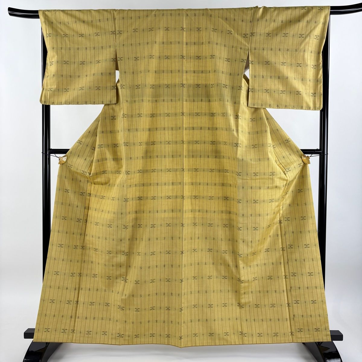 紬 身丈163.5cm 裄丈67cm M 袷 縞 井桁絣 からし色 正絹 美品 秀
