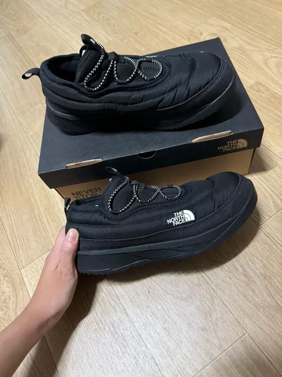 THE NORTH FACE(ザノースフェイス) ホワイトラベル NSE ロー 250