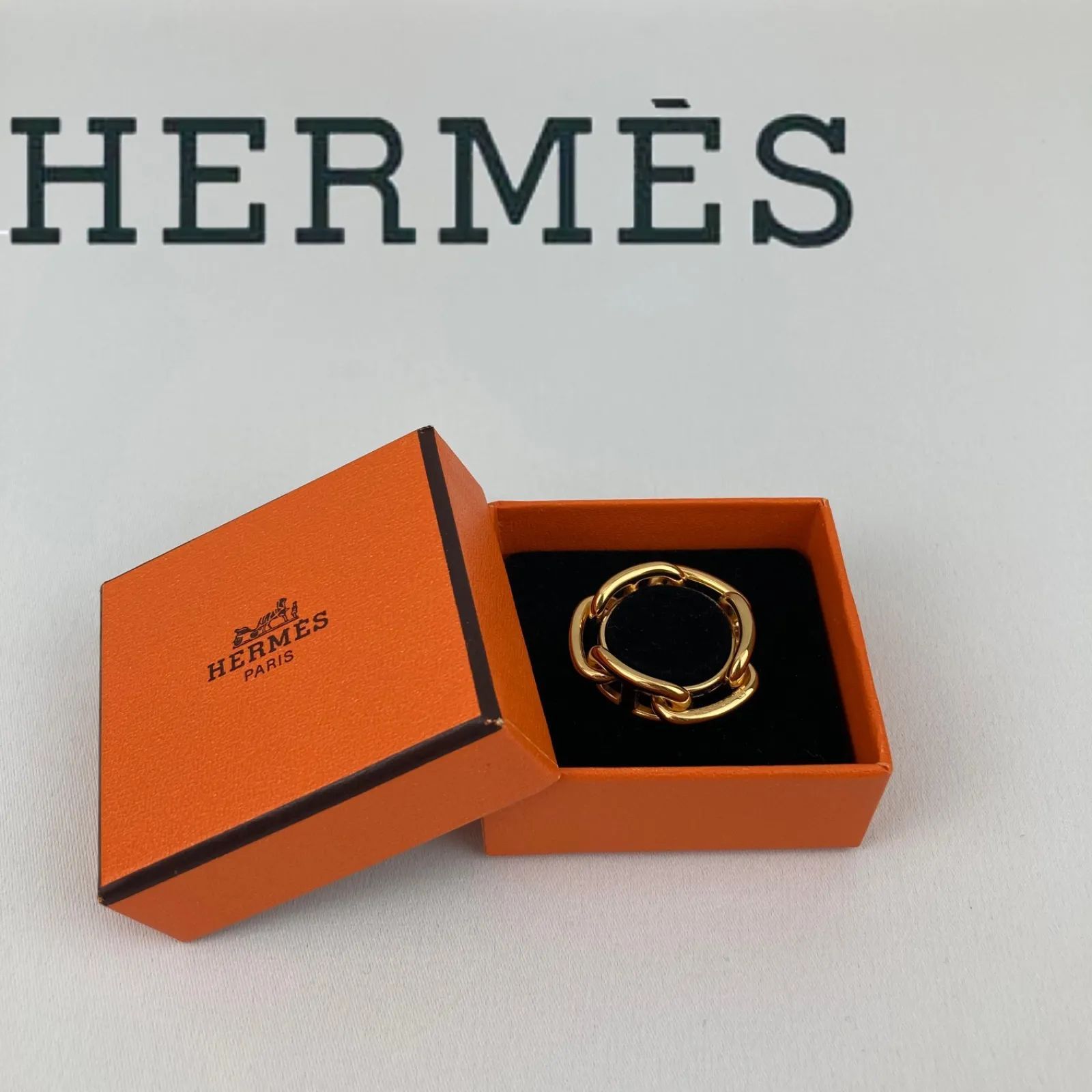 HERMES エルメス シェーヌダンクル スカーフリング 箱付　ゴールド エルメス スカーフリング ゴールド シェーヌダンクル【箱付き