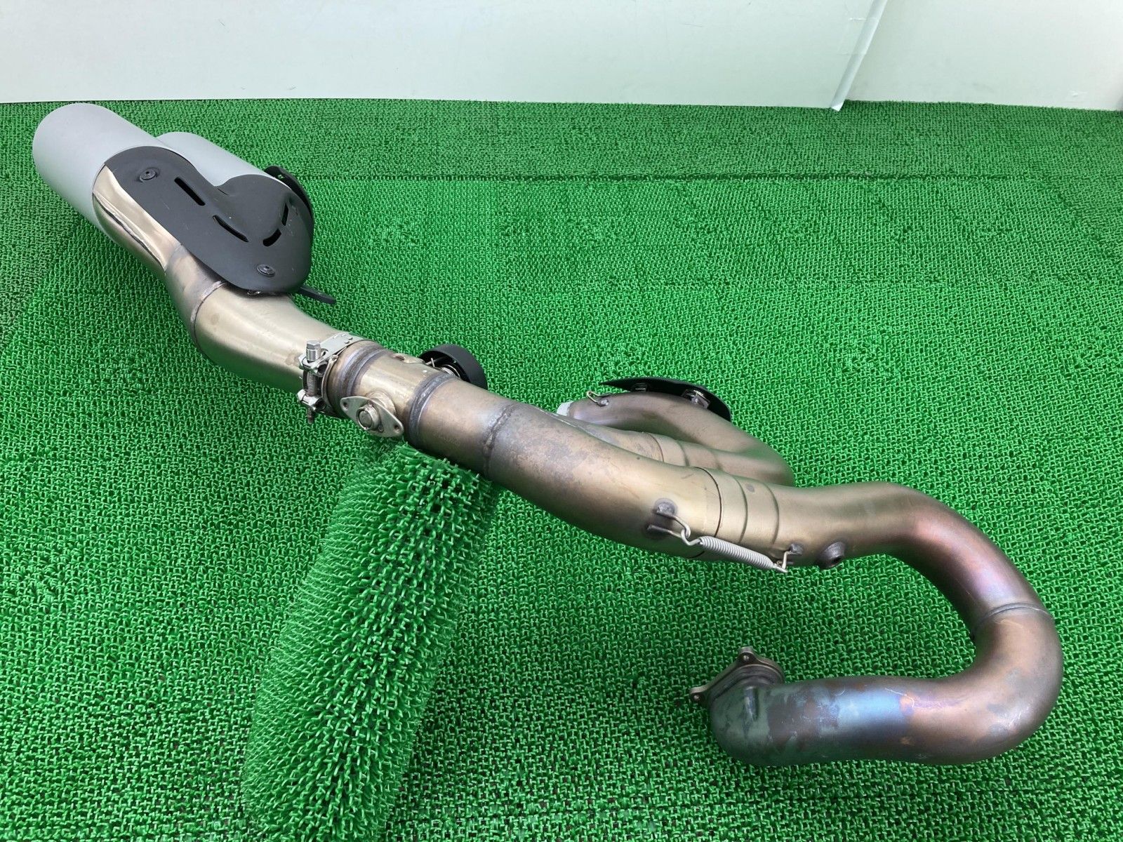 ディアベル マフラー 573.2.113.1AA ドゥカティ 純正 中古 バイク 部品