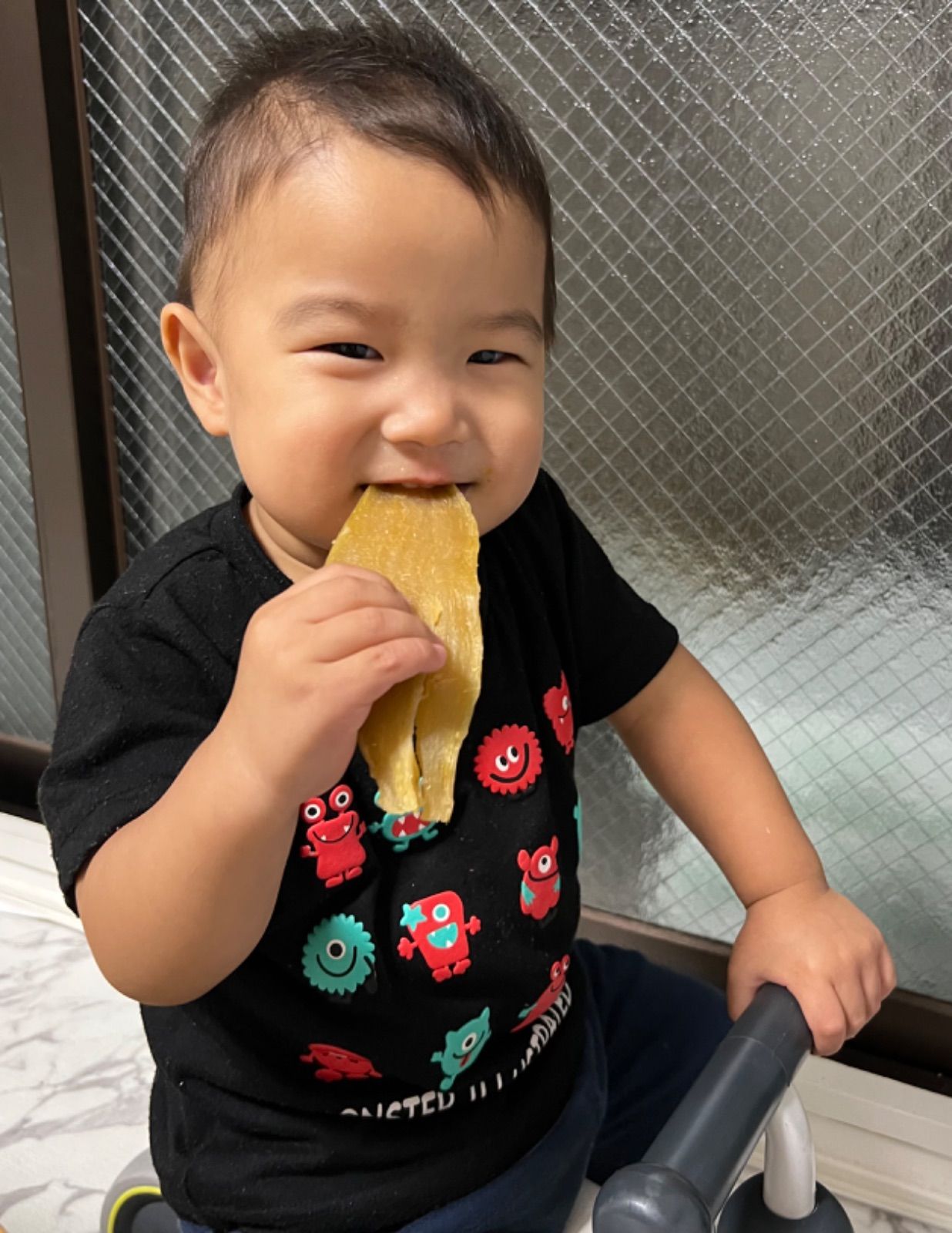 10セット限定特売‼️クール便発送‼️大容量3kg‼️真空無し❣️【100円引きクーポン配布中】　全国一律送料無料　大人気　無添加　柔らかくて甘い　昔ながらの干し芋3kg 北海道＆沖縄の方は450円の追加料金が必要❣️