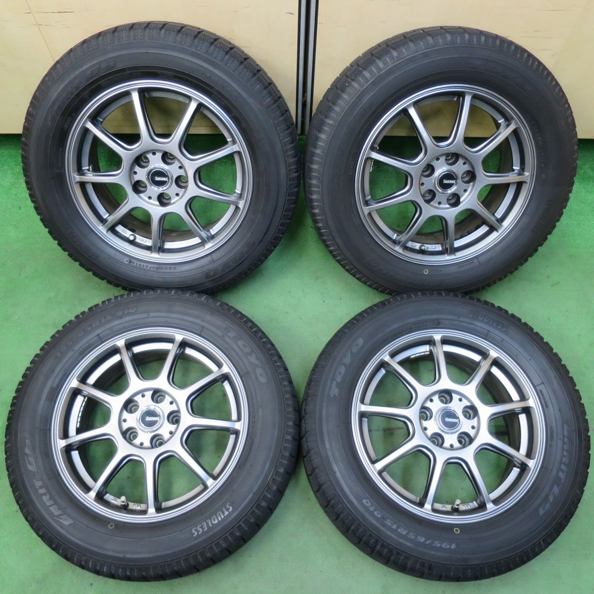 バリ溝 キレイ 9分 プリウス 等 195|65R15 スタッドレス トーヨー ガリット G5 G.Speed Gスピード 15インチ PCD100|5H 5051011イス