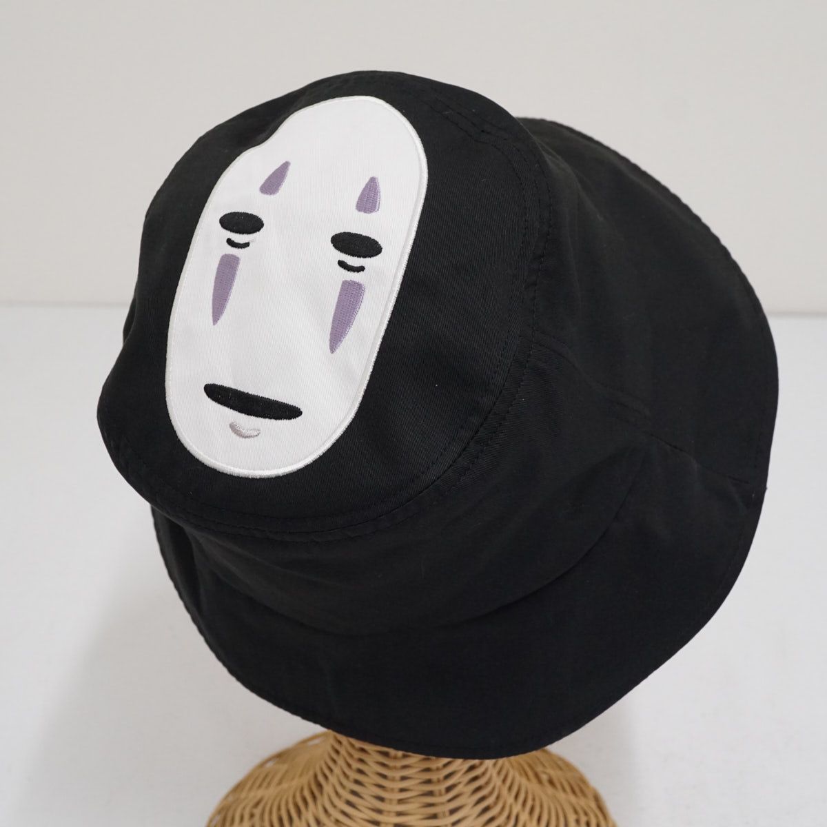 ジブリ - 【新品未使用】ジブリパーク限定　千と千尋の神隠し　湯婆婆　クッション　帽子 ジブリパーク 湯婆婆 頭 クッション かぶり物 新品 千と千尋の