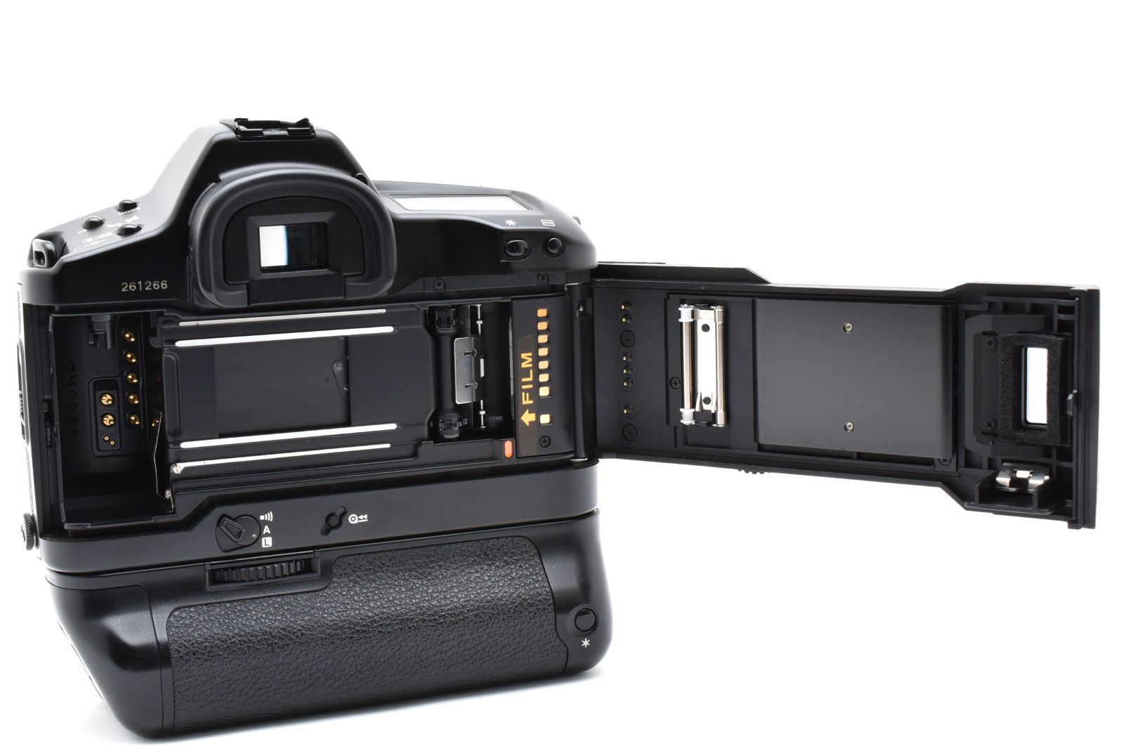 ☆外観美品☆キヤノン Canon EOS-1N HS (PB-E1付属) ボディ☆ LL88