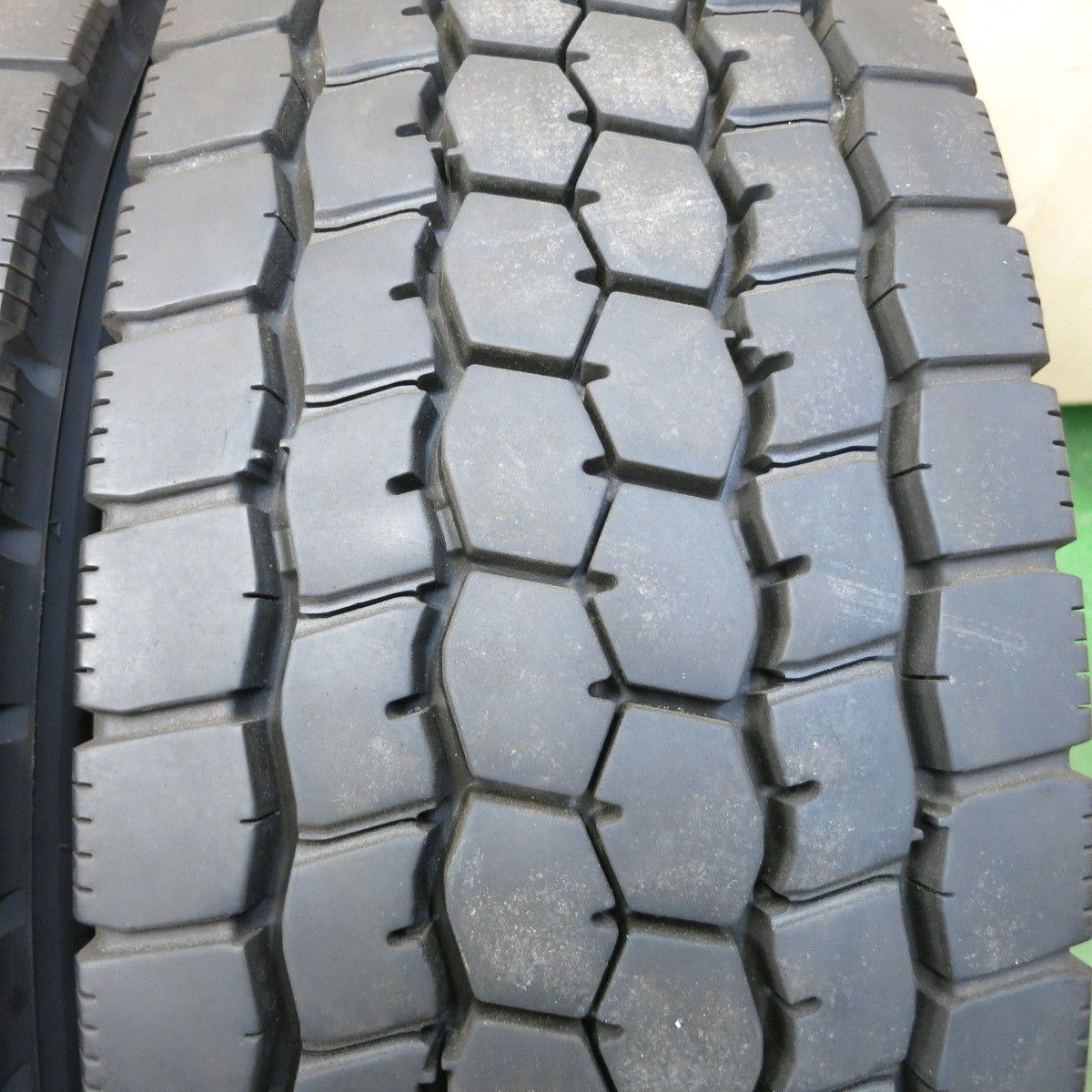 19.5インチ 5100702ナスタ