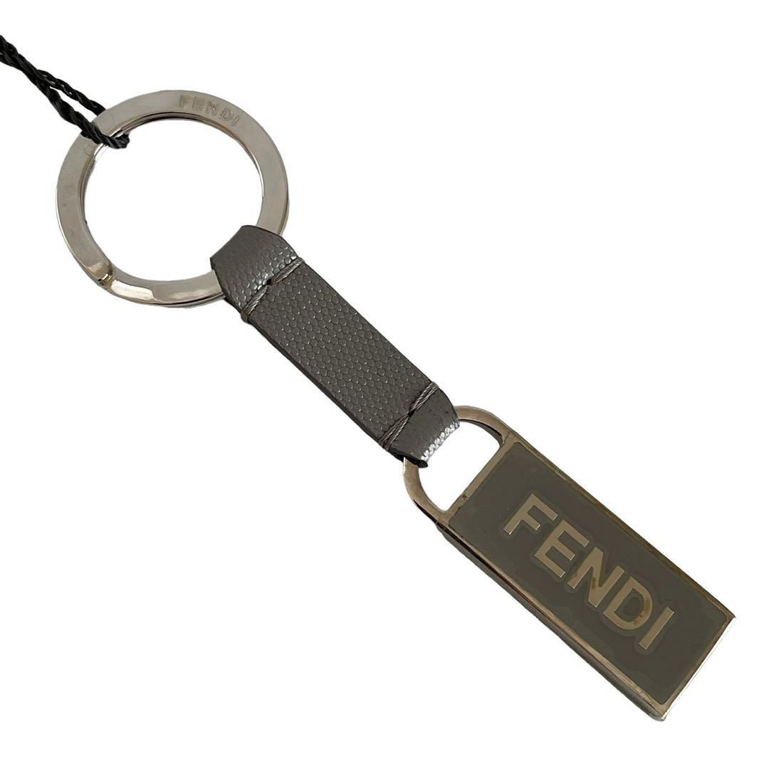 FENDI フェンディ キーホルダー バッグチャーム キーリング ロゴ