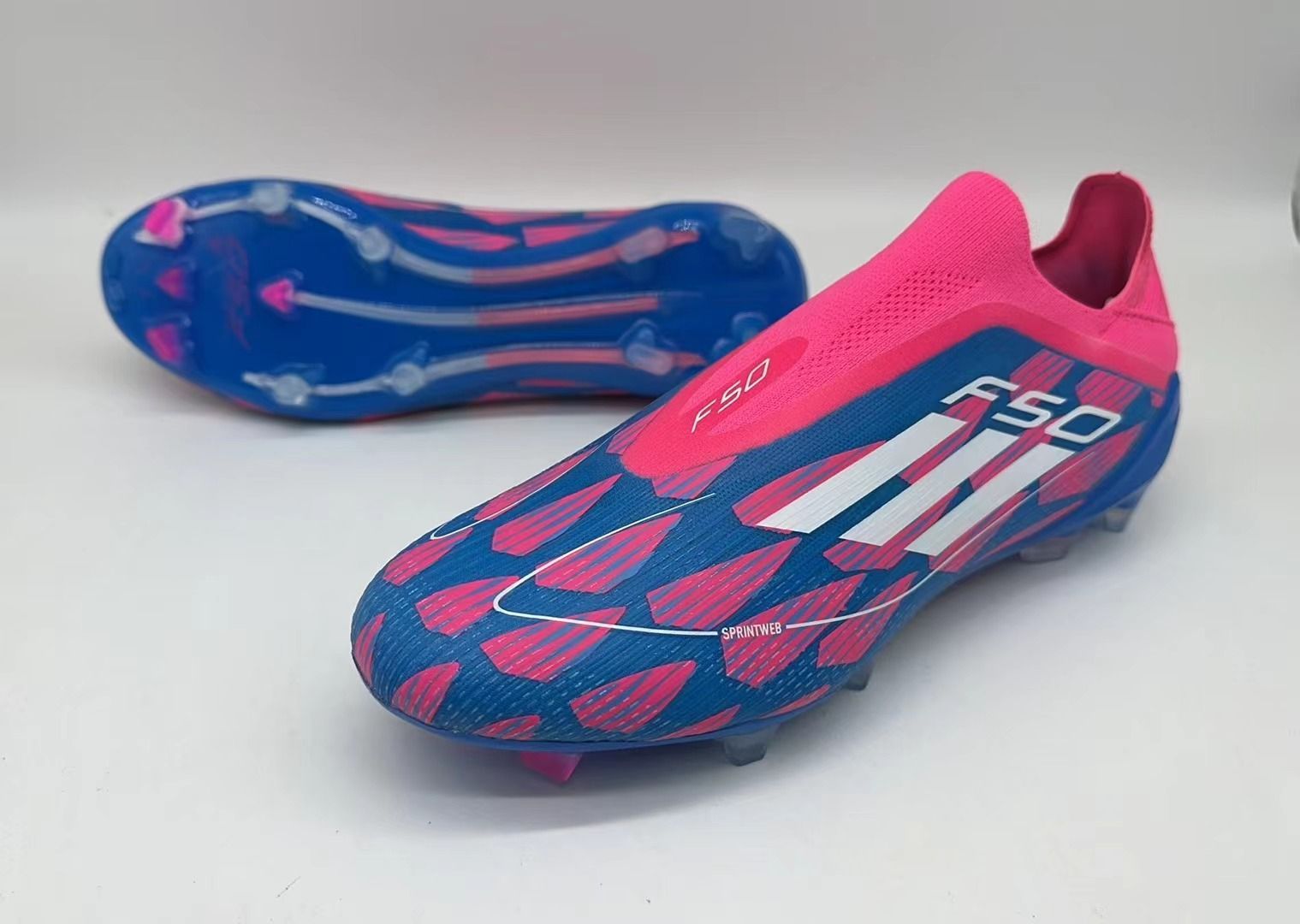 F50 レースレス 27.5 F50 レースレス（紐なし）【アディダス公式】