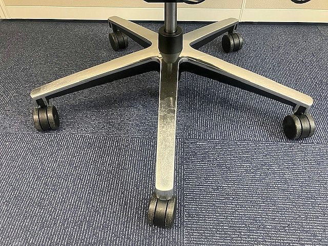 ハイバック 可動肘