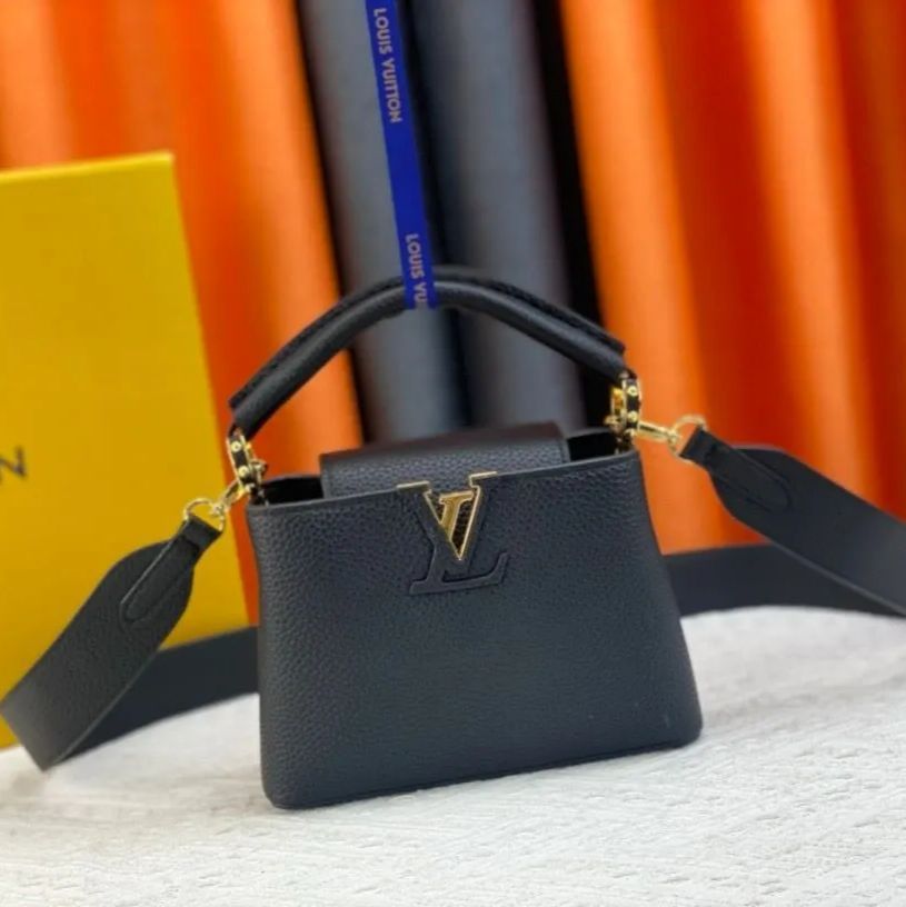 新品未使用 箱付  LOUIS VUITTON ノベルティトートバッグ 専用ページ