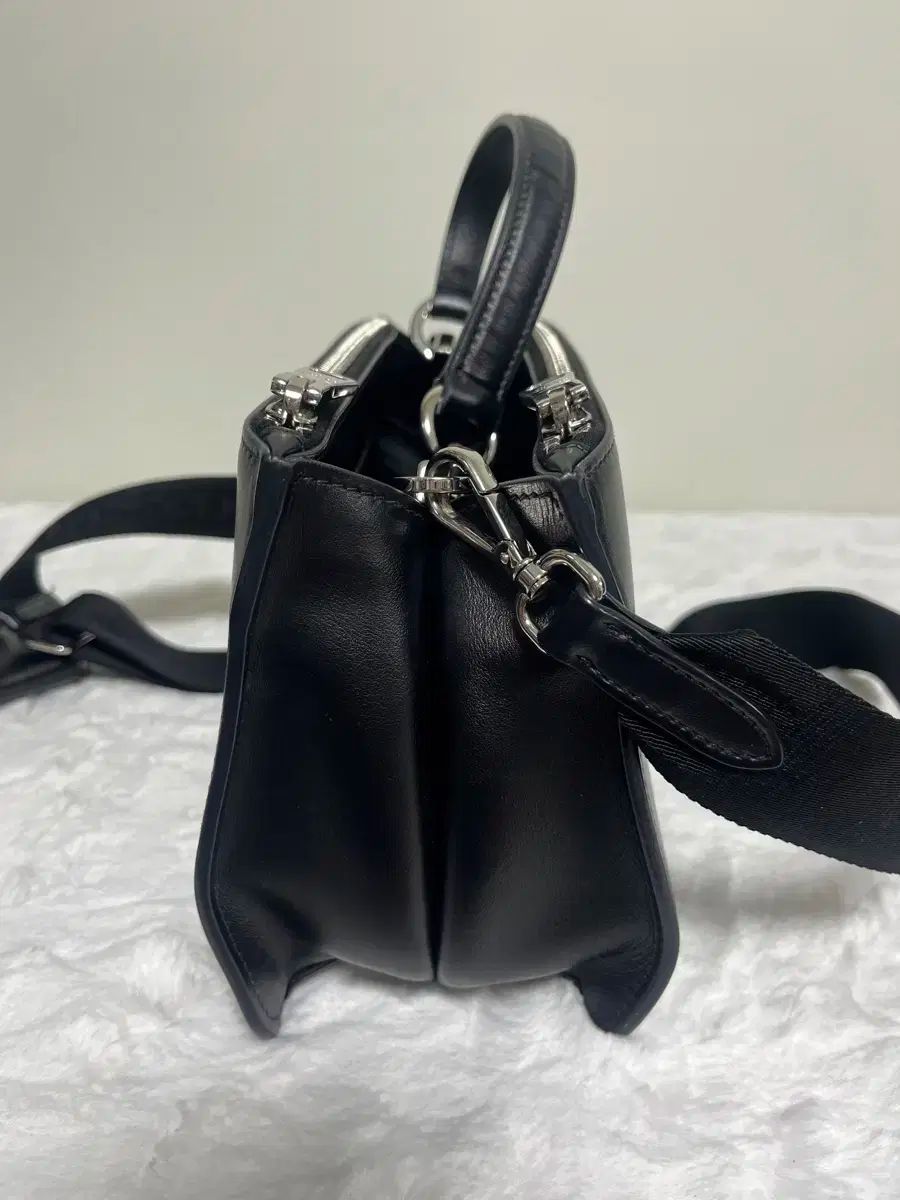PRADA プラダ