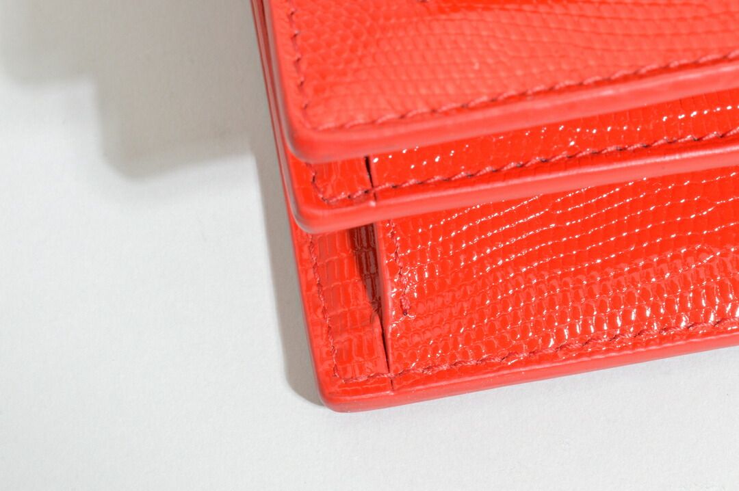 サッチェル リザード型押し