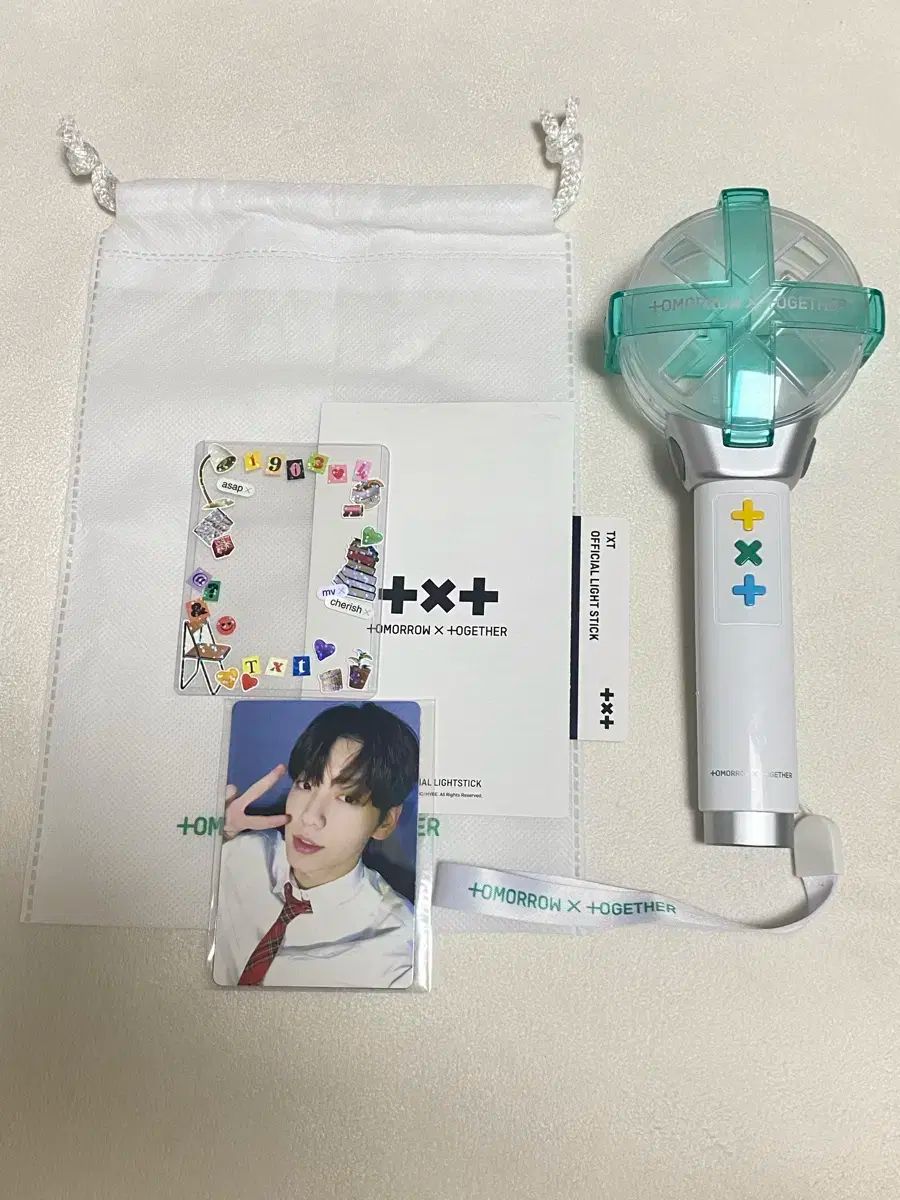 TOMORROW X TOGETHER(TXT) MOA棒 TXT ペンライト ver 1 出品