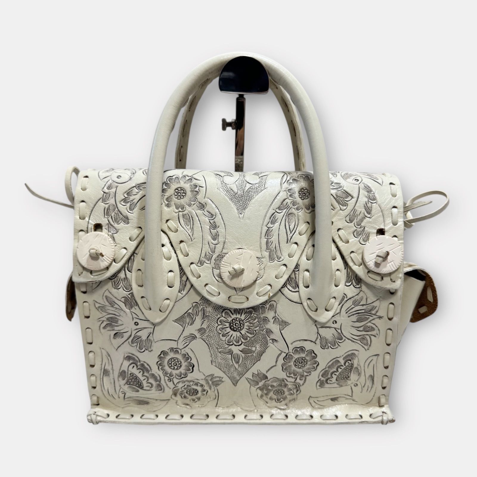 美品！GRACE CONTINENTAL カービングバッグ マエストラS キナリ 