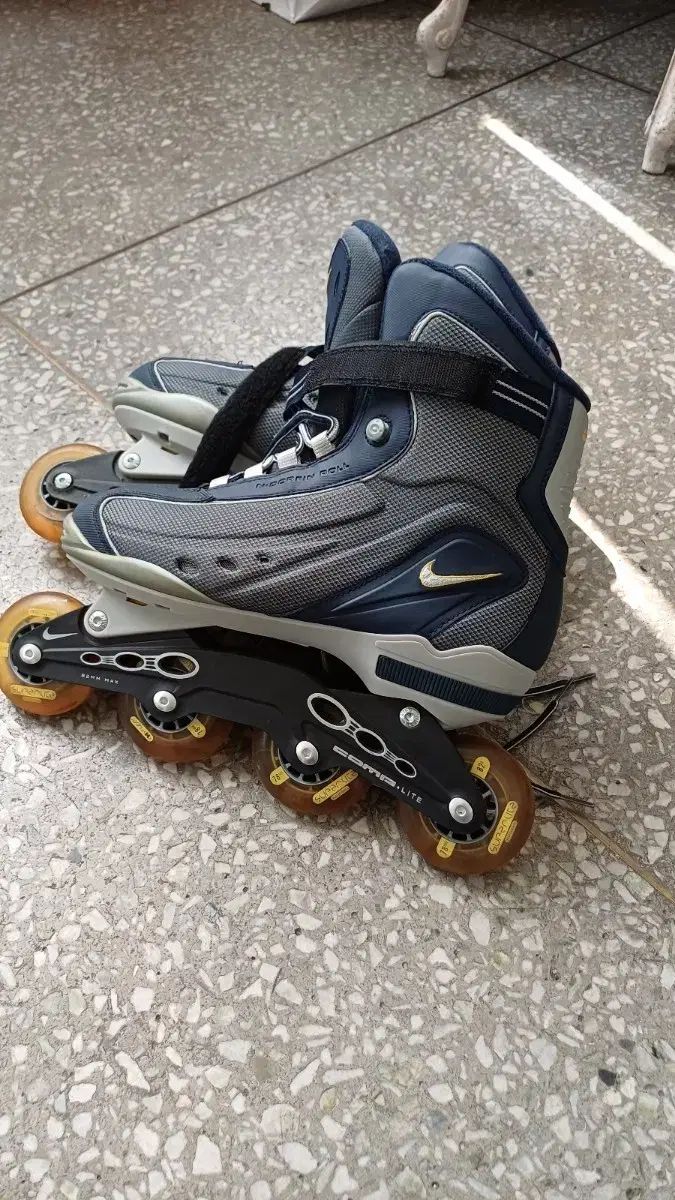 NIKE ナイキ ジェットコースター 280 サイズ