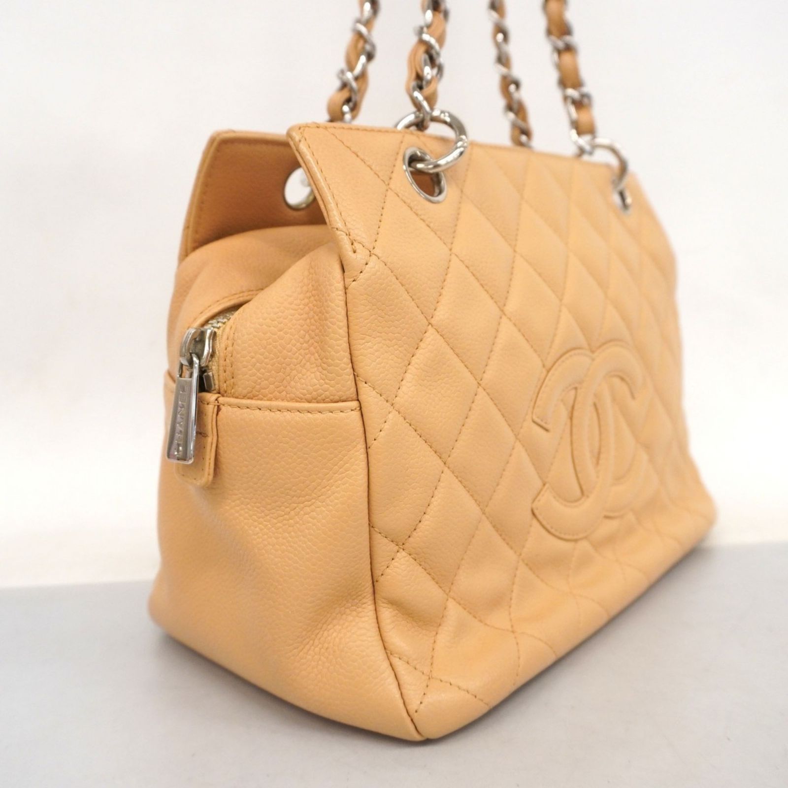 CHANEL ベージュ キャビアスキンショルダーバッグ CHANEL シャネル マトラッセ ショルダーバッグ キャビアスキン