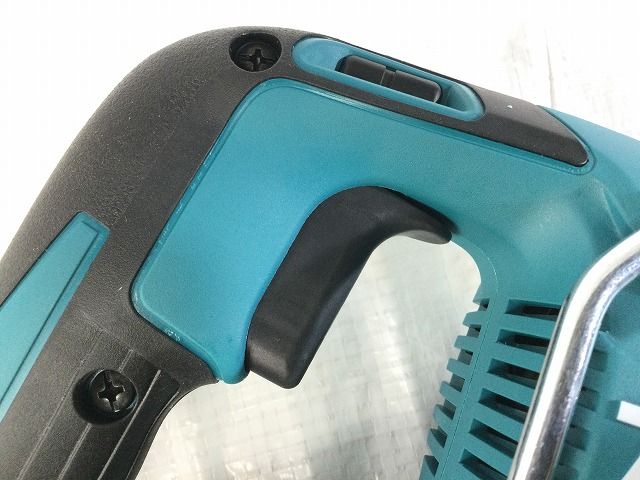 充電器 ケース付