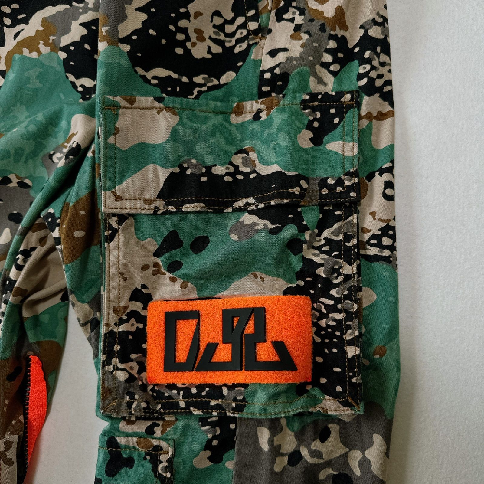 新品未使用⭐️DIESELディーゼル⭐️カモフラ迷彩⭐️カーゴパンツ⭐️サイズ28‼️M 00s ディーゼル カモフラ 迷彩 カーゴパンツ diesel military cargo