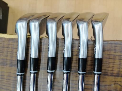 美品】 プロギア PRGR 04 (2024) 5S アイアンセット SR プロギア(PRGR