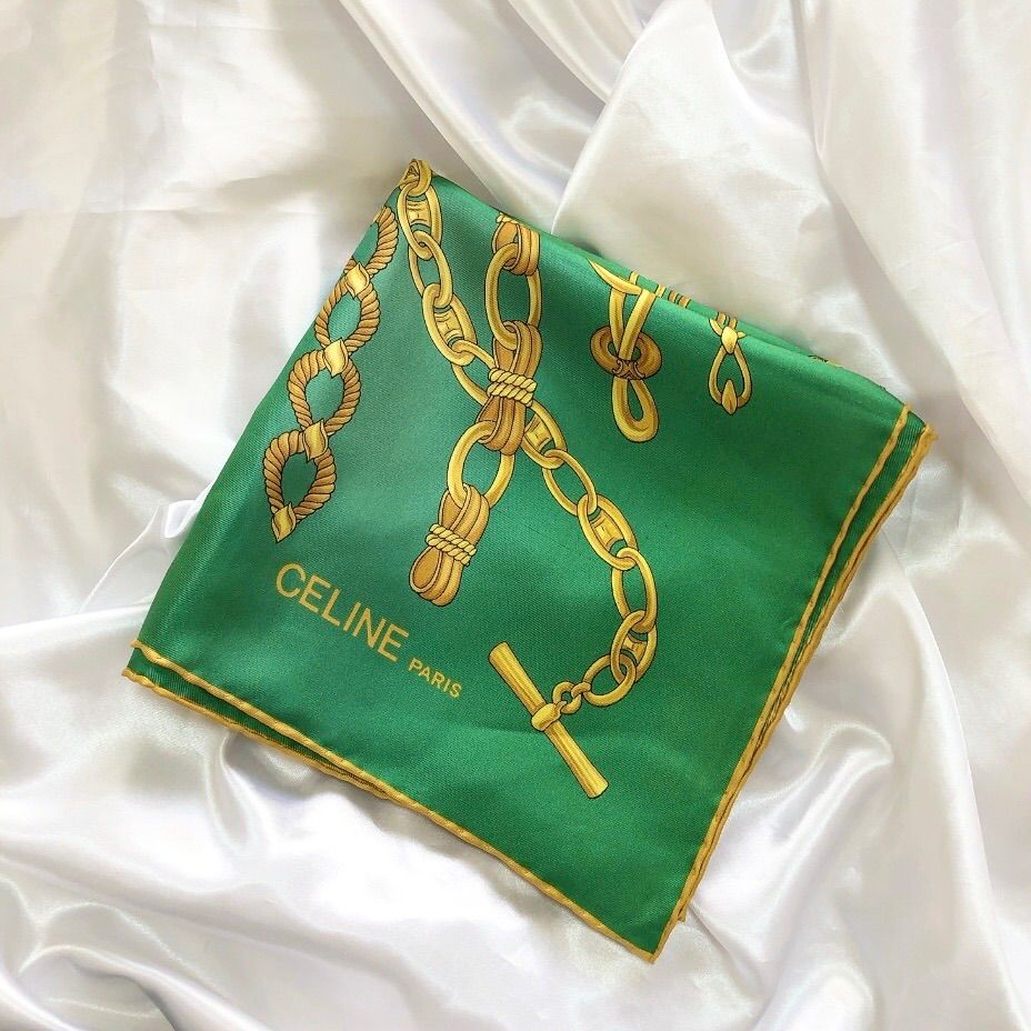 CELINE セリーヌ 大判スカーフ チェーン柄 宝飾 シルク100% グリーン系