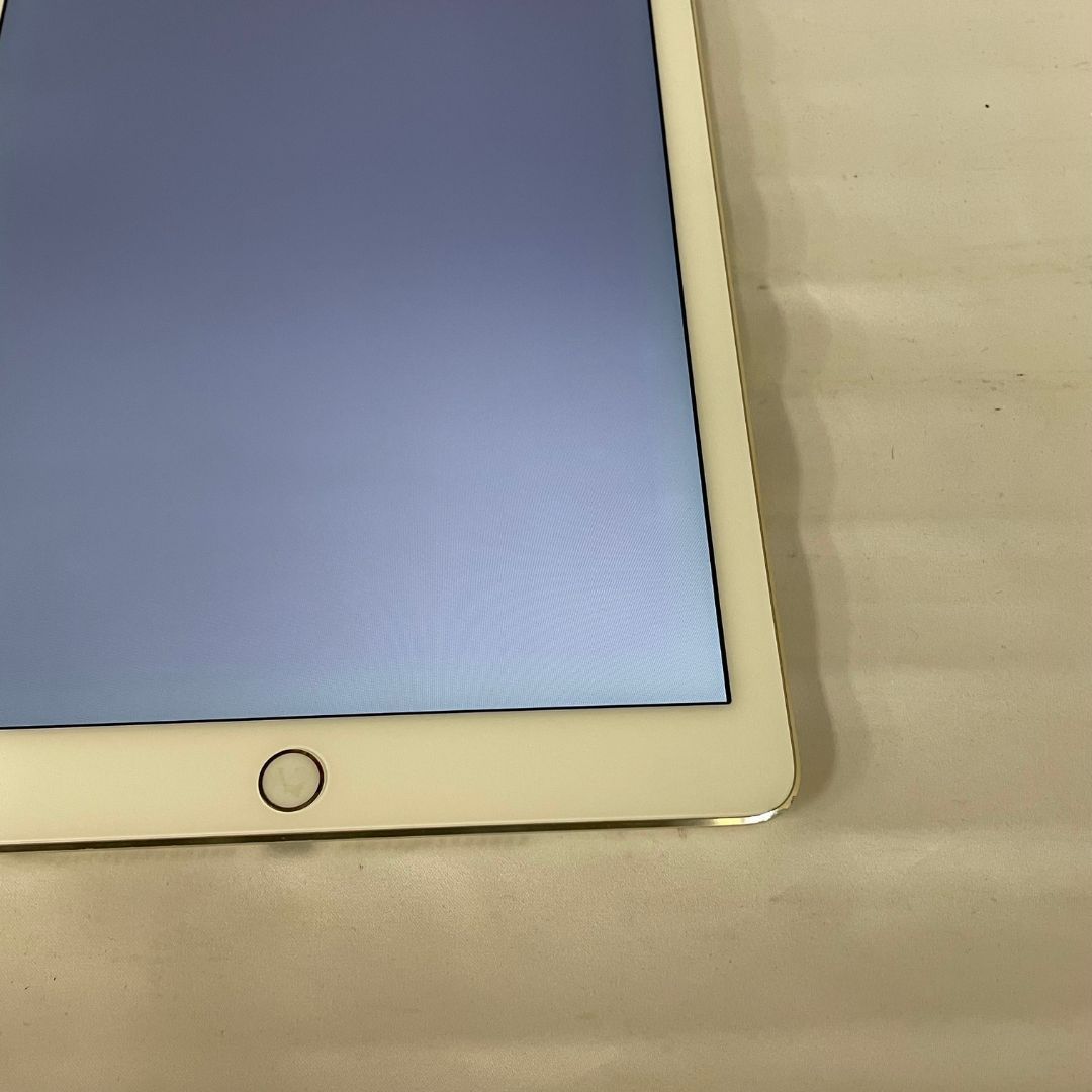 タブレット ☆【品】iPad Air2 Wifi + Cellular 64GB MH172J/A