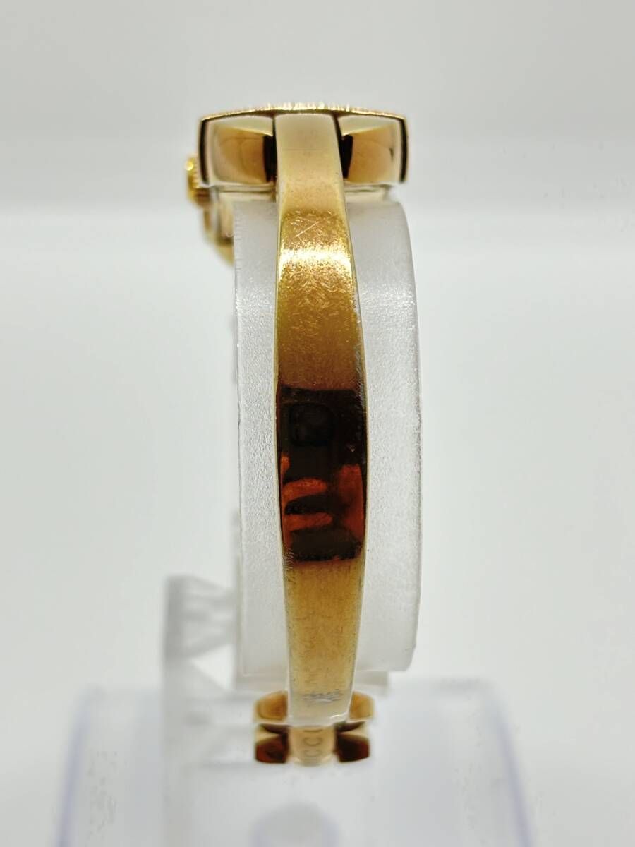 GUCCI 腕時計 型番6800L ゴールド レディース　箱付き グッチ GUCCI グッチ 6800L シェル文字盤 レディース 腕時計 QZ